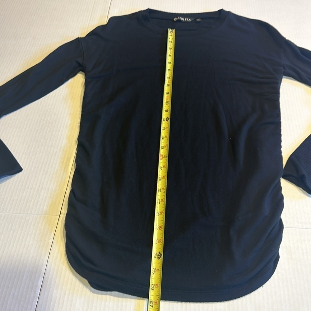 Athleta soft black long sleeve shirt w thumb holes side ruching relaxed fit - Picture 4 of 10